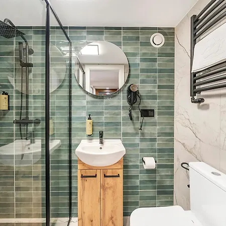 Lumiere 28 Hotel apartamentowy 3*